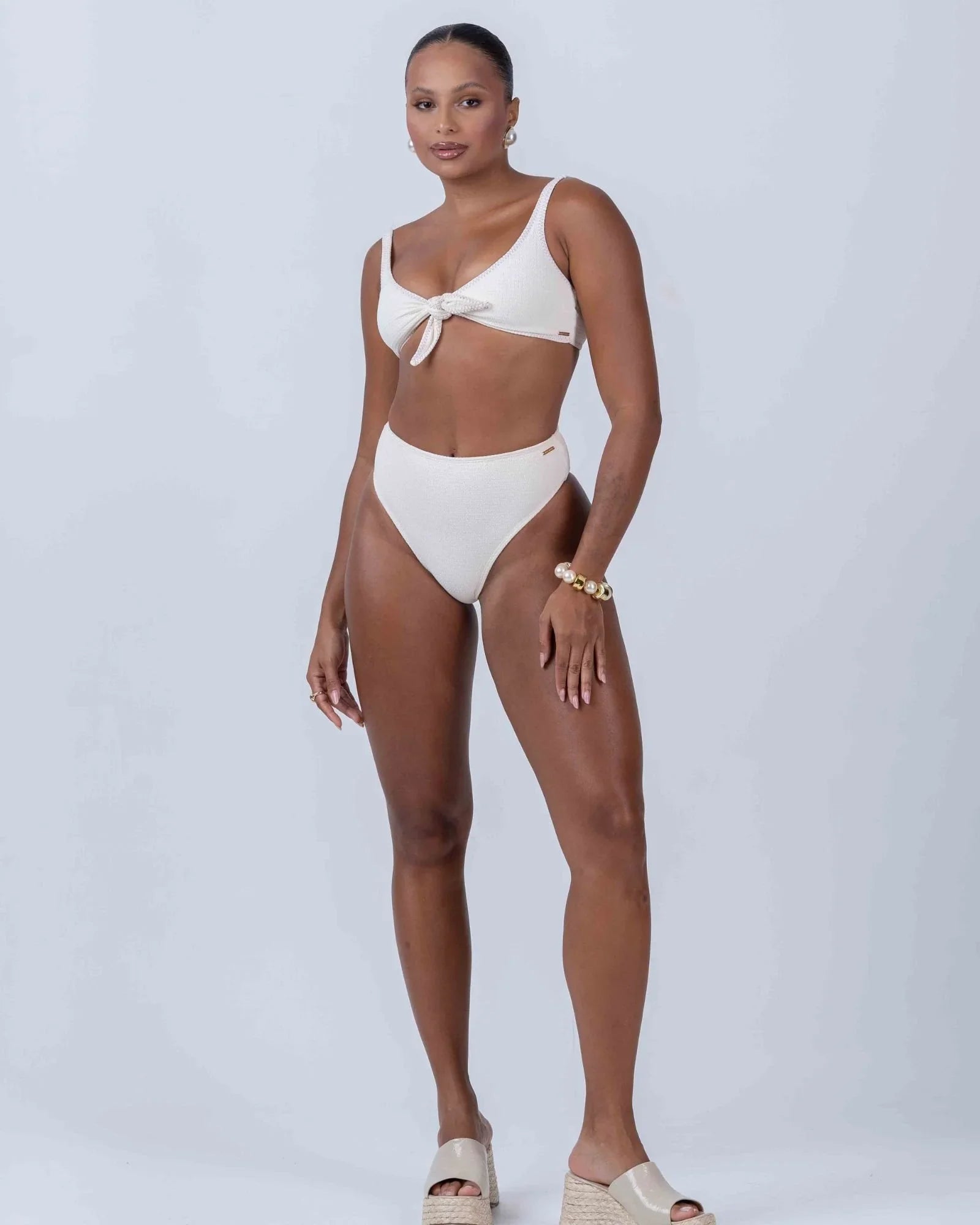 Top de Lacinho Off White - Maré Maria moda fitness