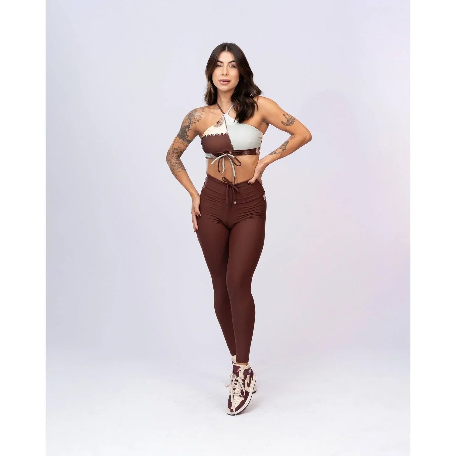 Top Fitness Niara estampa Roots - Maré Maria moda fitness