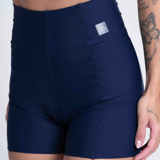 Short Fitness Classic Azul Dark compressão sem empina bumbum - Maré Maria moda fitness