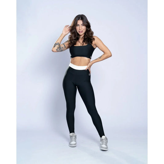 Calça legging fitness Duo Super Black com Off White empina bumbum - Maré Maria moda fitness