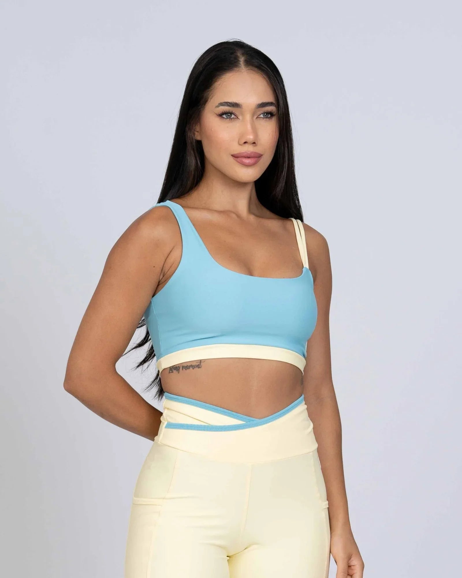 Top Life Duo Azul céu com Amarelo Brisa - Maré Maria moda fitness