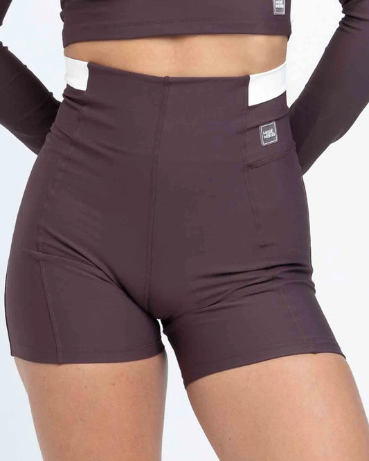 Short Classic Duo Marrom Ébano com Off White compressão sem empina bumbum - Maré Maria moda fitness