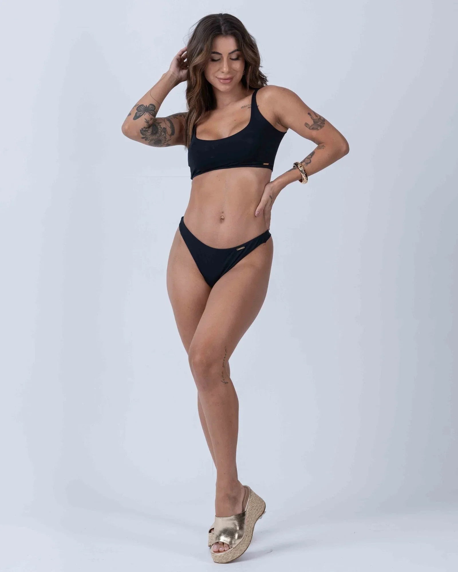 Calcinha Asa Delta Preto - Maré Maria moda fitness