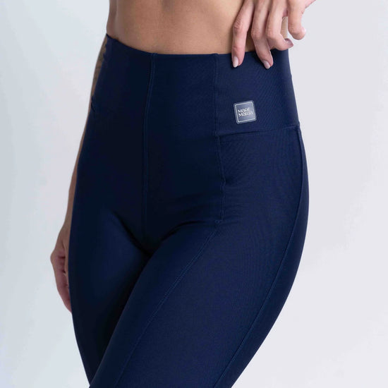 Calça Legging Classic Azul Dark compressão sem empina bumbum - Maré Maria moda fitness
