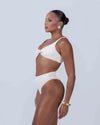 Calcinha Hot Pant Off White - Maré Maria moda fitness