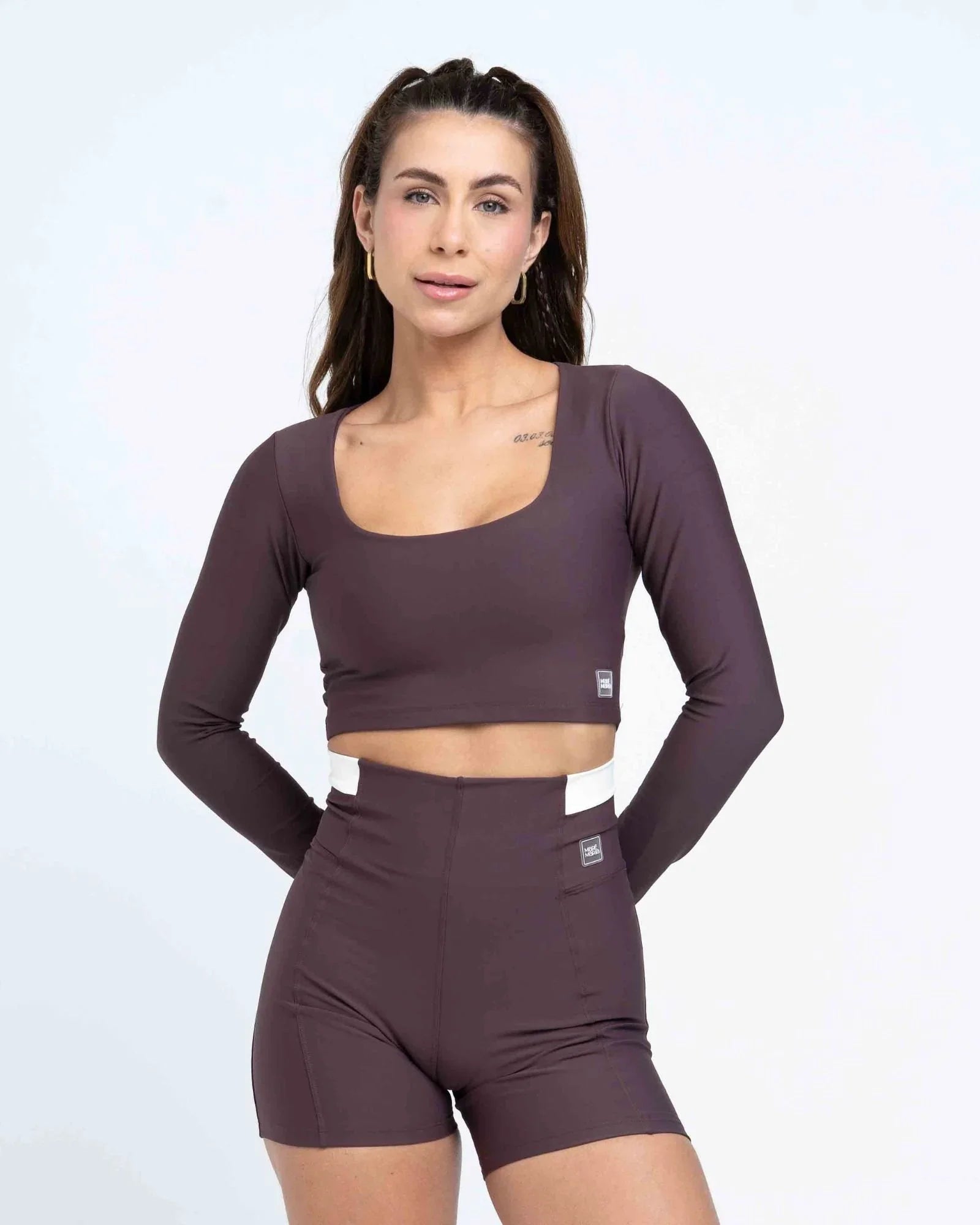 Top Fitness Classic Manga Longa Marrom Ébano - Maré Maria moda fitness