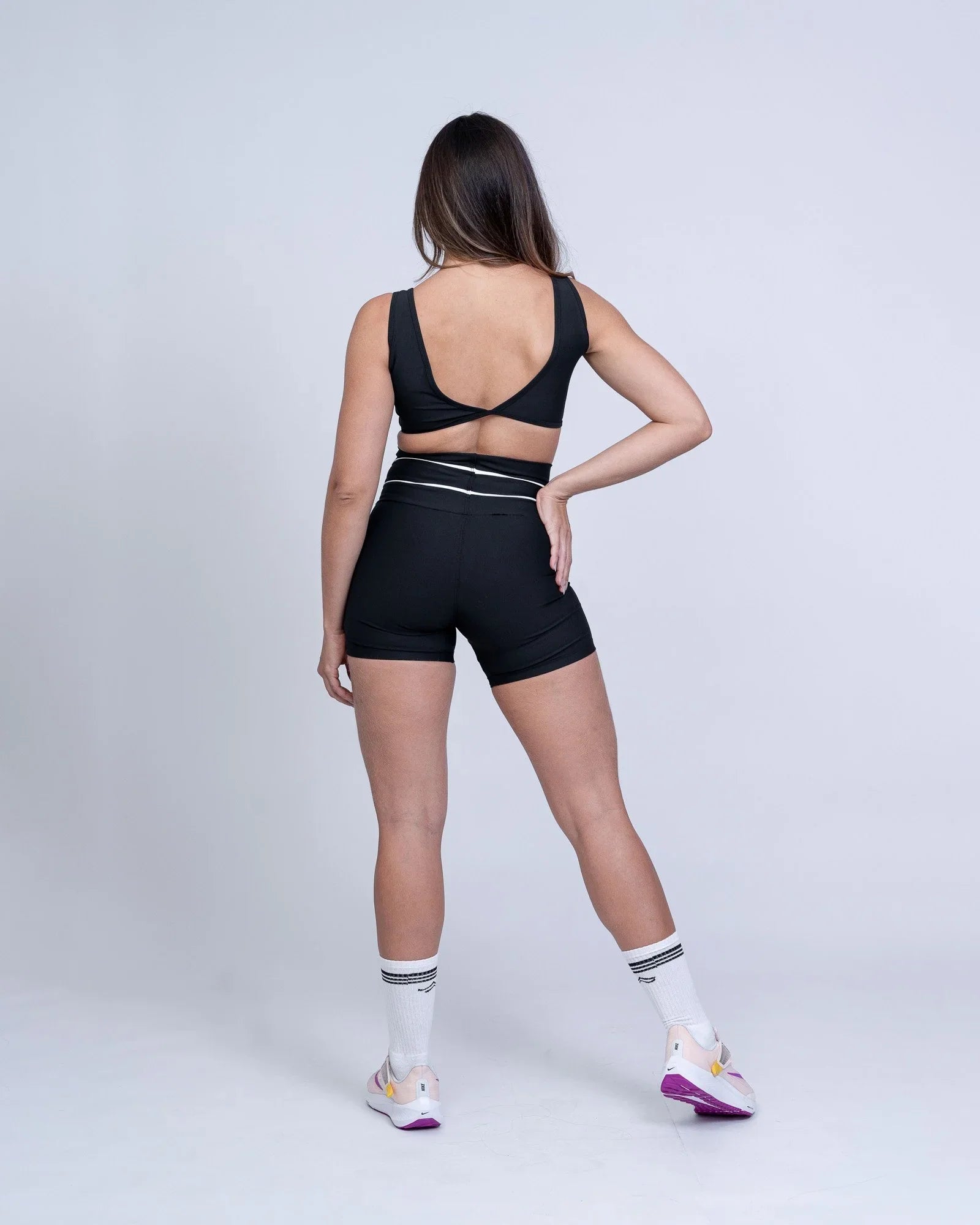 Short fitness Corrida Preto compressão e Vivo Off - Maré Maria moda fitness