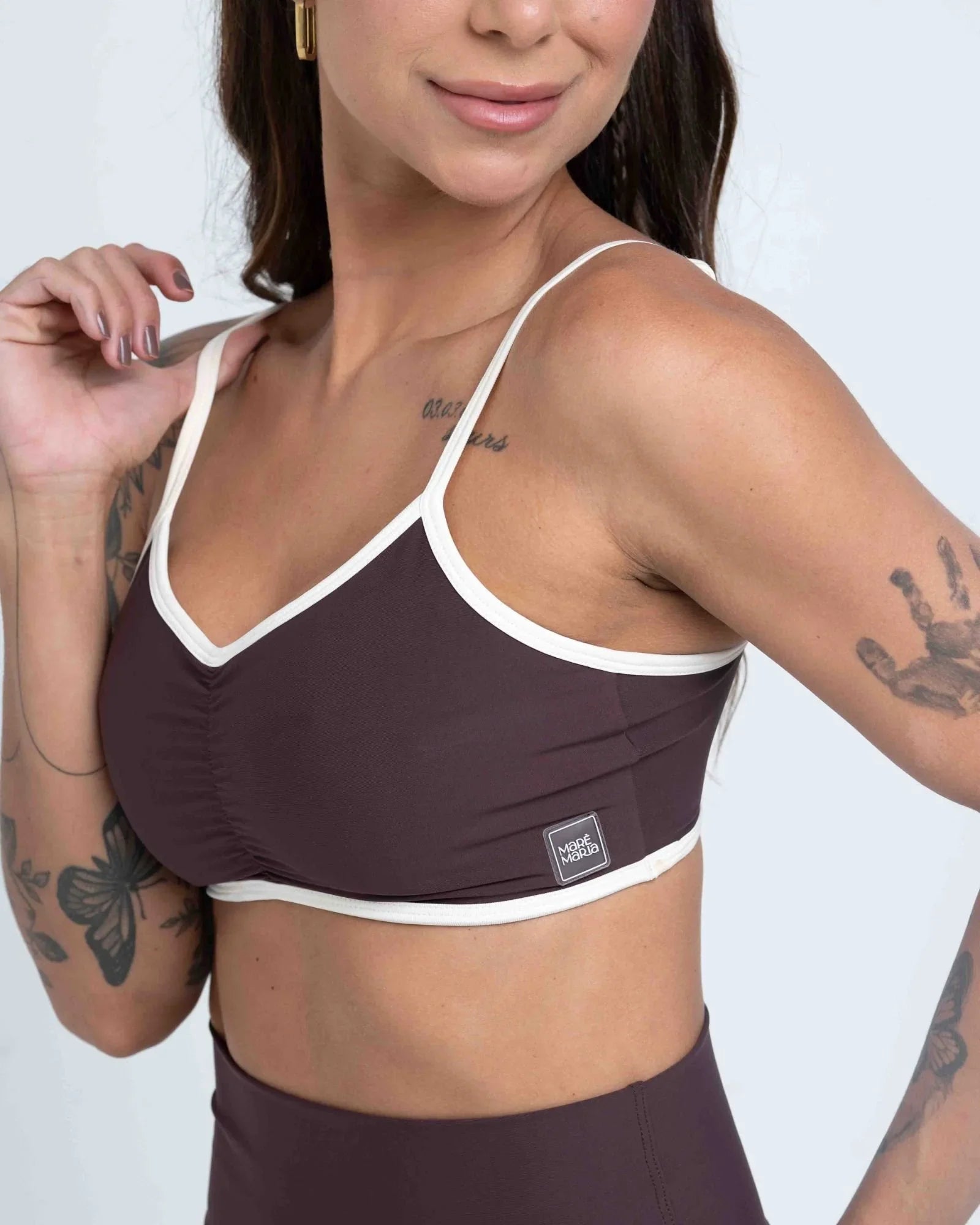 Top Fitness Fresh Duo Marrom Ébano com Off White - Maré Maria moda fitness