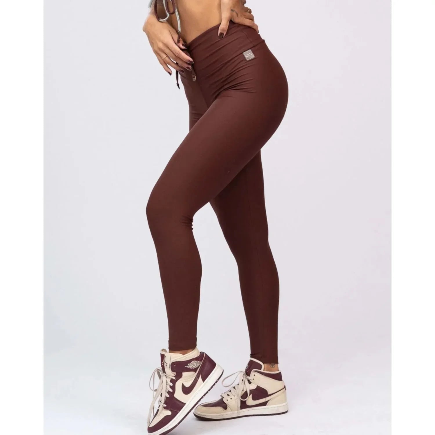 Calça Legging Fitness empina bumbum Slim Chocolate Dark - Maré Maria moda fitness