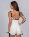 Macaquinho New Pérola Duo Off White com Super Black empina - Maré Maria moda fitness