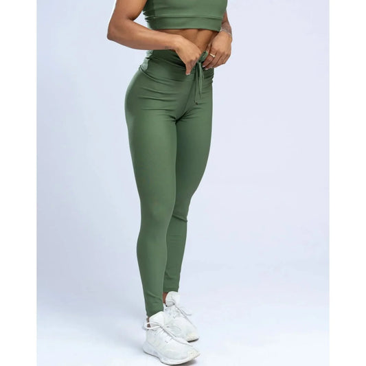 Calça Legging Fitness empina bumbum Slim Verde Militar - Maré Maria moda fitness