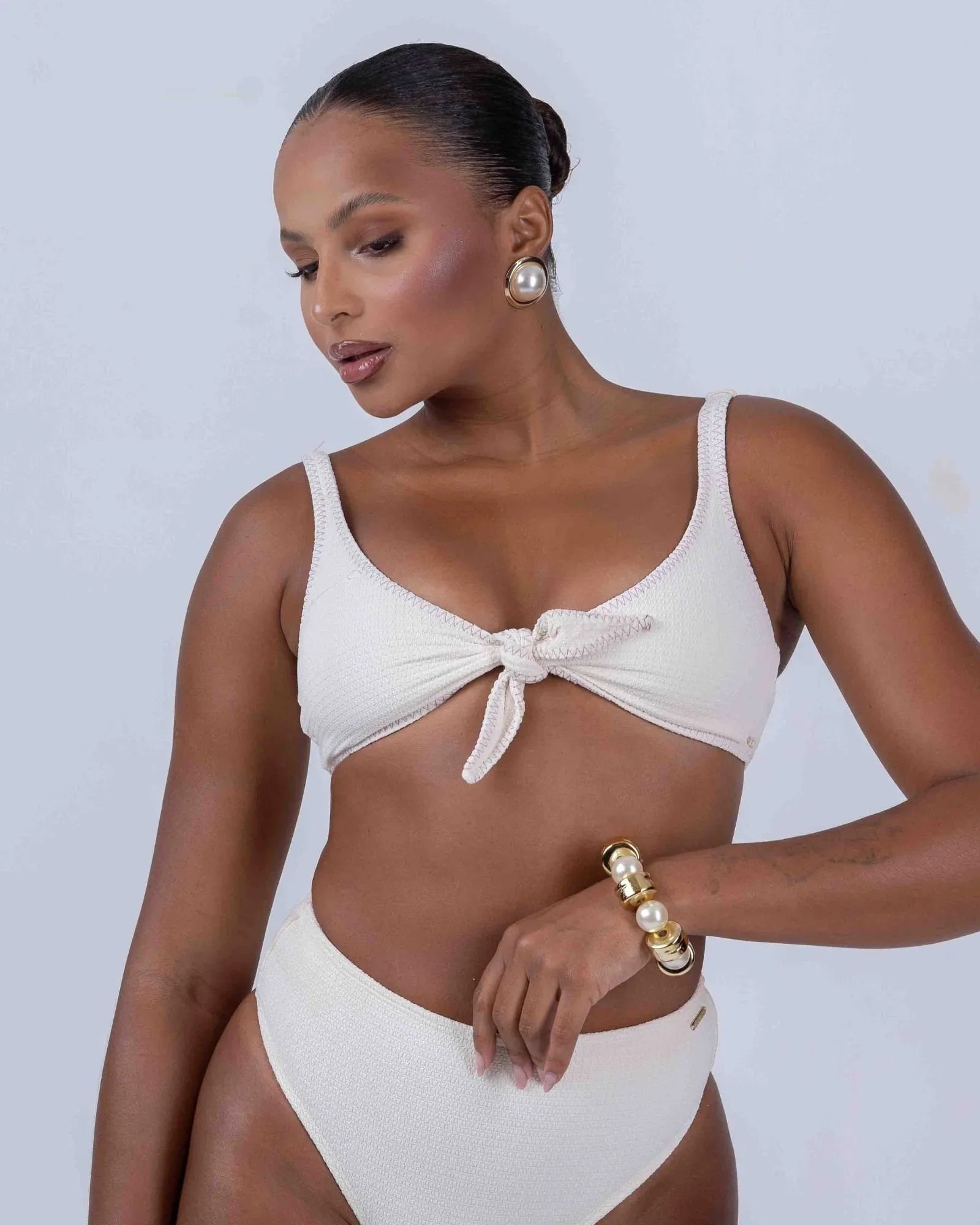 Top de Lacinho Off White - Maré Maria moda fitness