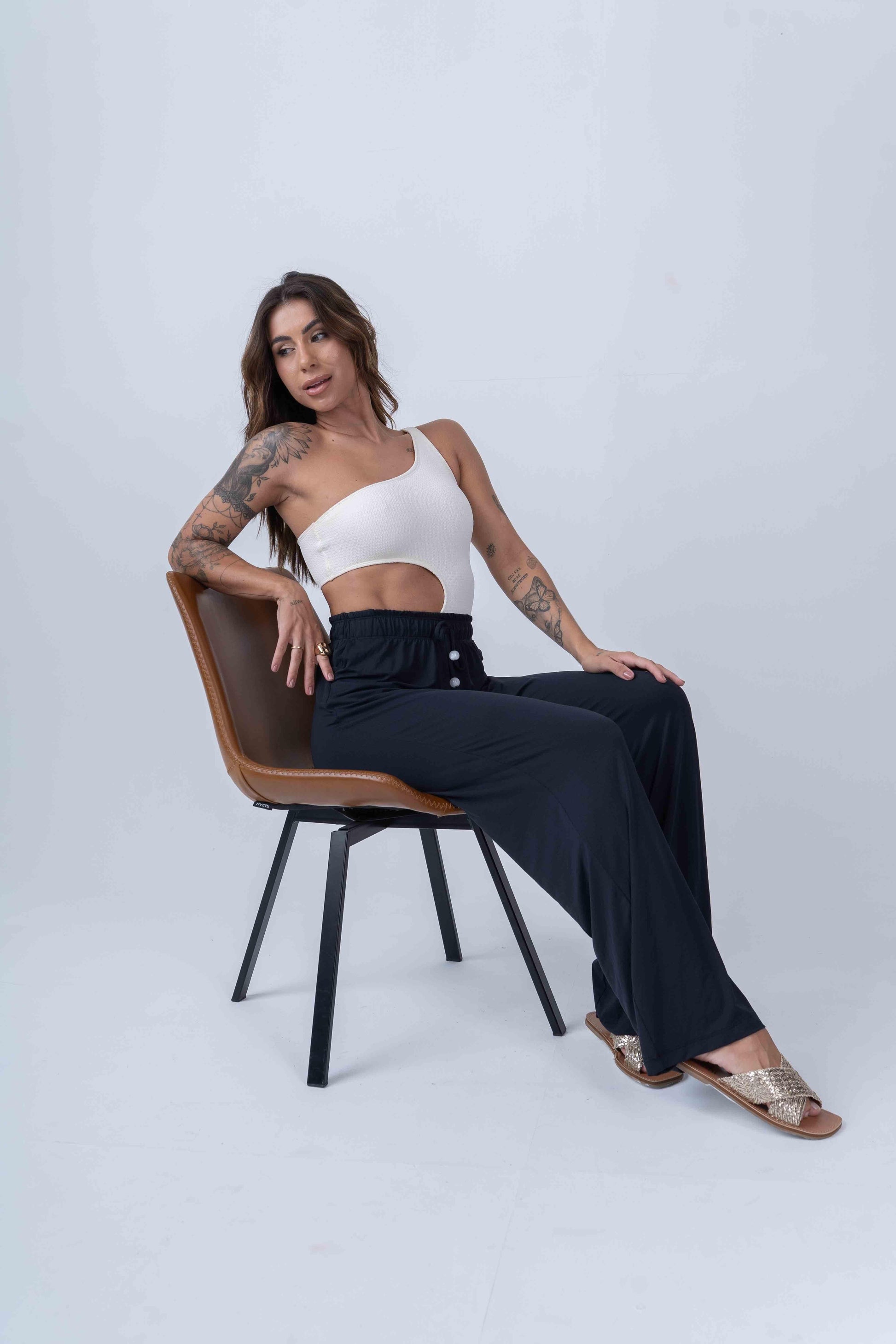 Calça pantalona beach preta - Maré Maria moda fitness