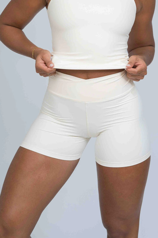 Short Fitness Move Off White empina bumbum - Maré Maria moda fitness