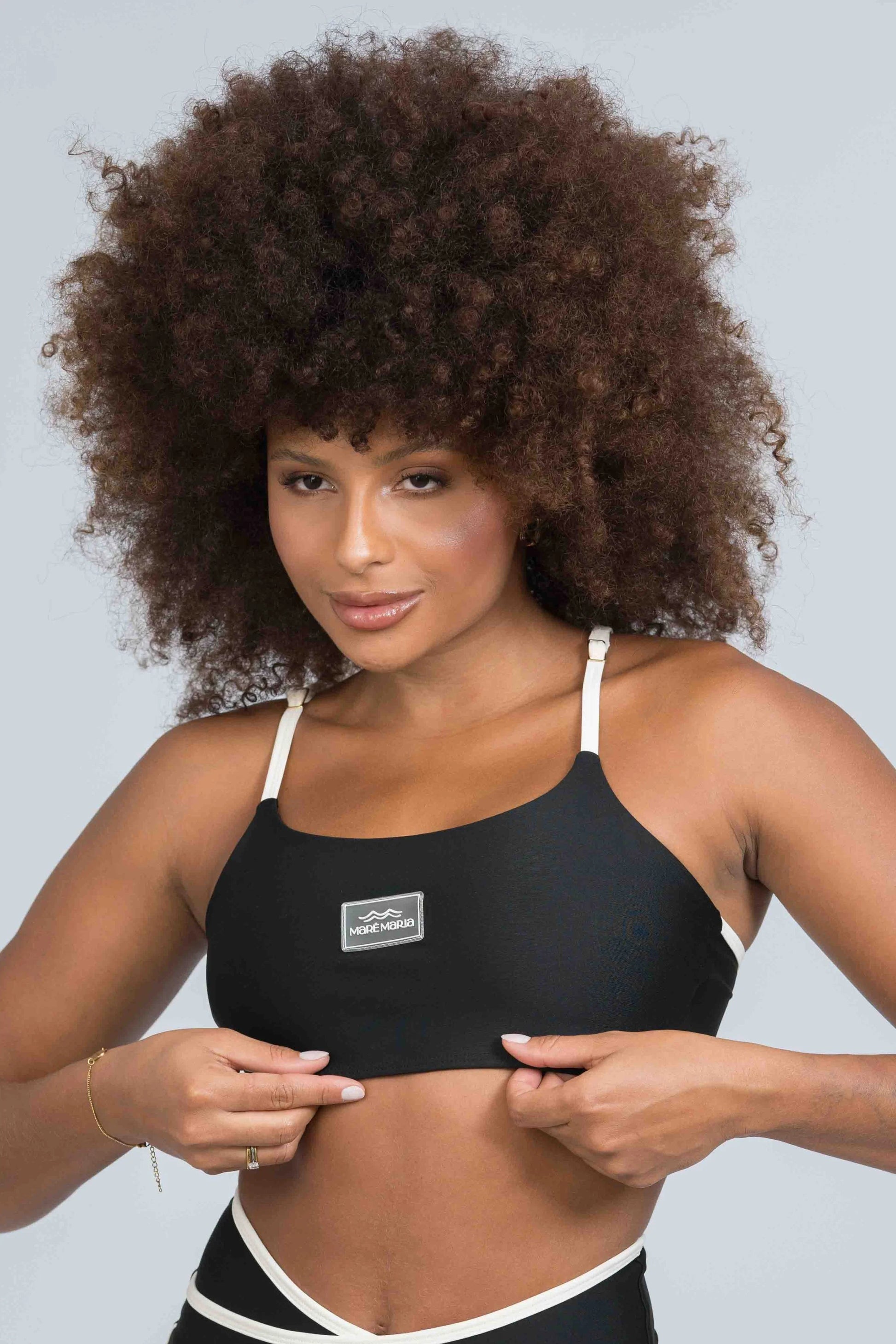 Top Ternura nadador Super Black com Off White - Maré Maria moda fitness