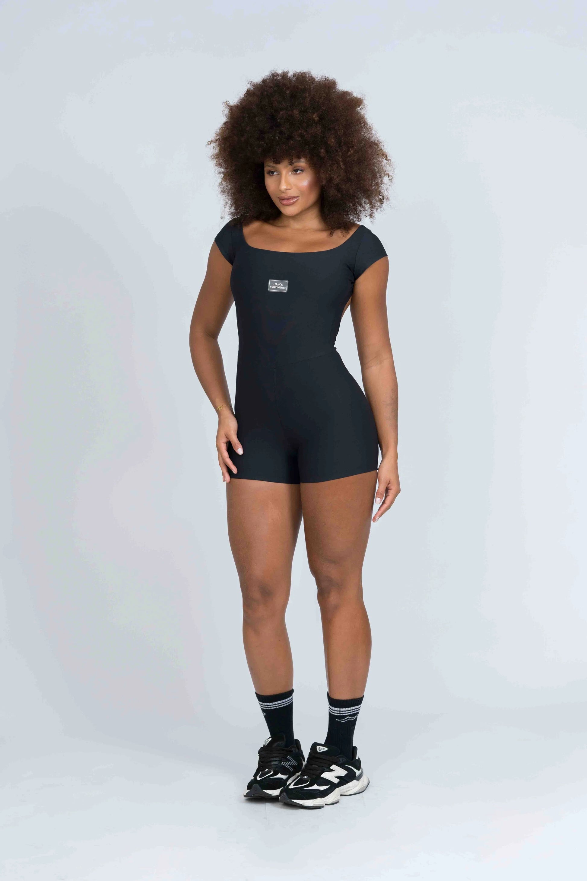 Macaquinho Fitness Wave Preto compressão - Maré Maria moda fitness