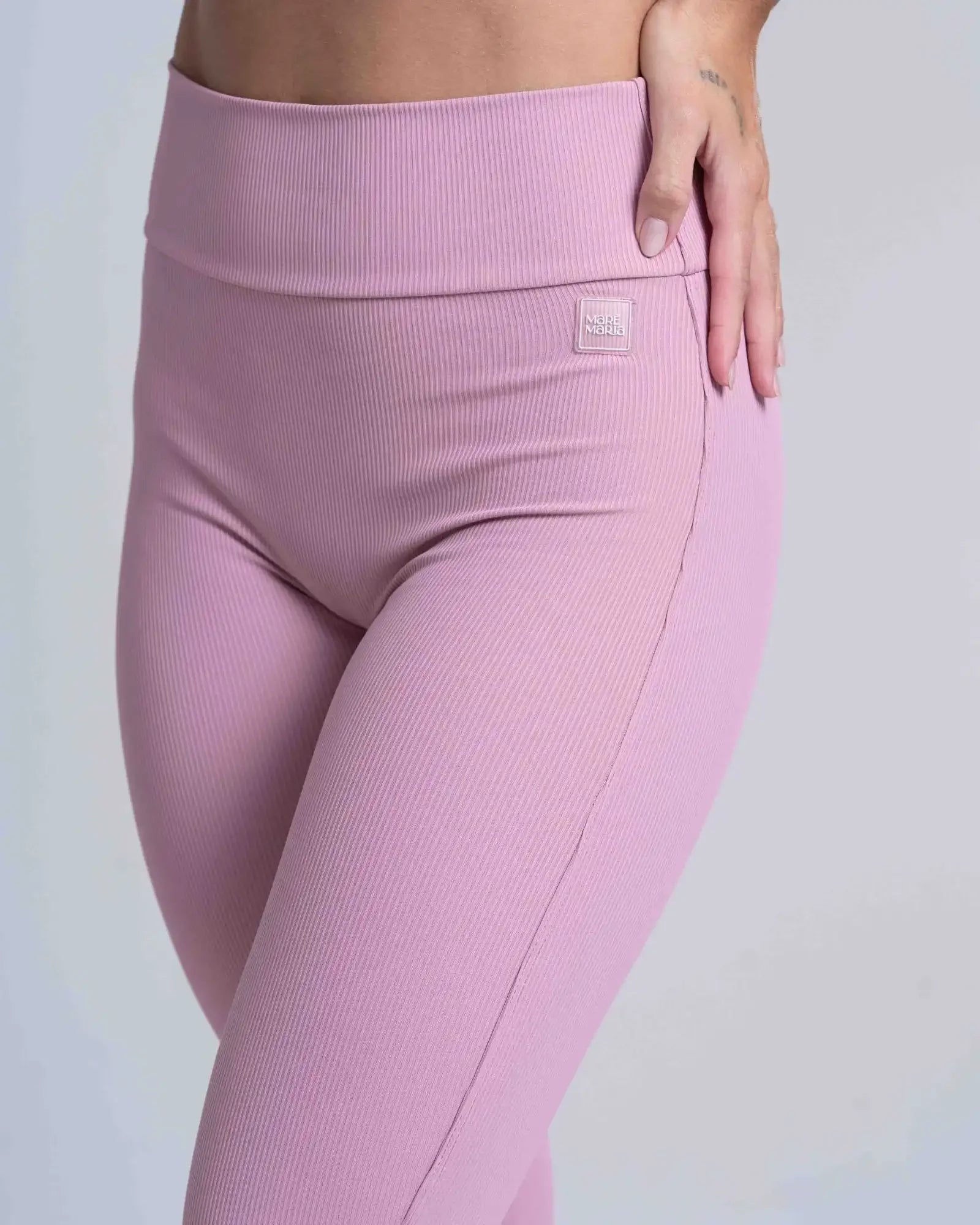 Calça Fitness Confort Canelado sem costura frontal - Maré Maria moda fitness