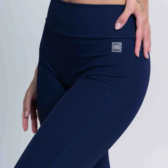 Calça Fitness Confort Canelado sem costura frontal - Maré Maria moda fitness