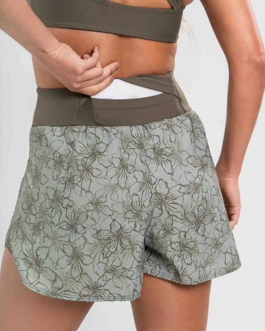 Short Dual Fit Estampa Hibisco