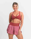 Short Dual Fit Estampa Hibisco