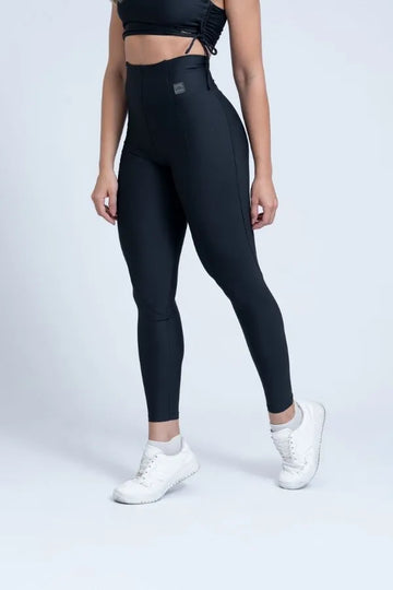 O que é calça legging? Entenda o significado, os tipos e como escolher