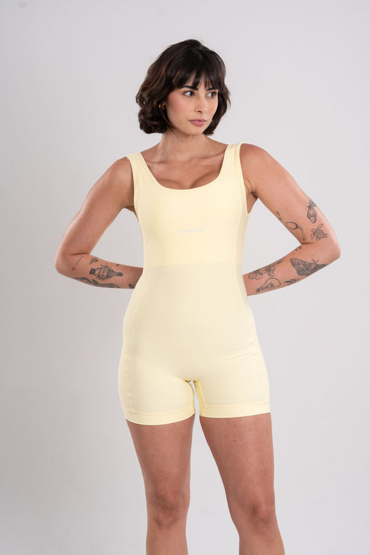 Macaquinho Fitness Compressão Basic Amarelo Brisa