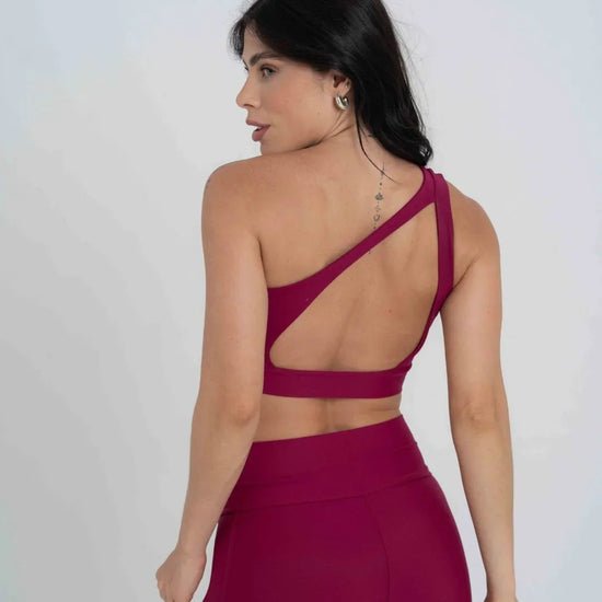 Top Fitness Avenue Rouge assimétrico - Maré Maria moda fitness