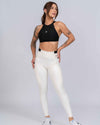 Calça Classic Duo Off White com Super Black compressão com bolso