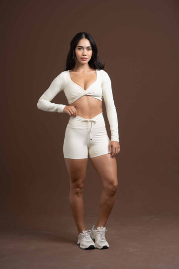 Short Fitness Compressão Slim Creme
