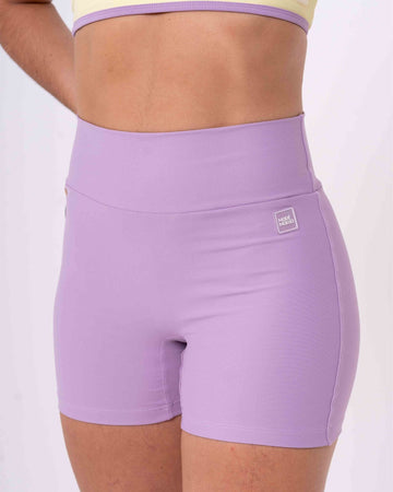 Short Fitness Confort sem costura frontal Lavanda compressão S/ empina