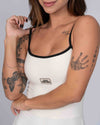 Macaquinho New Pérola Duo Off White com Super Black empina