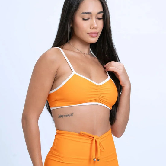 Top Fitness Fresh Duo Tangerina com Off White - Maré Maria moda fitness