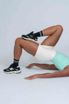 Short Fitness Move Off White empina bumbum