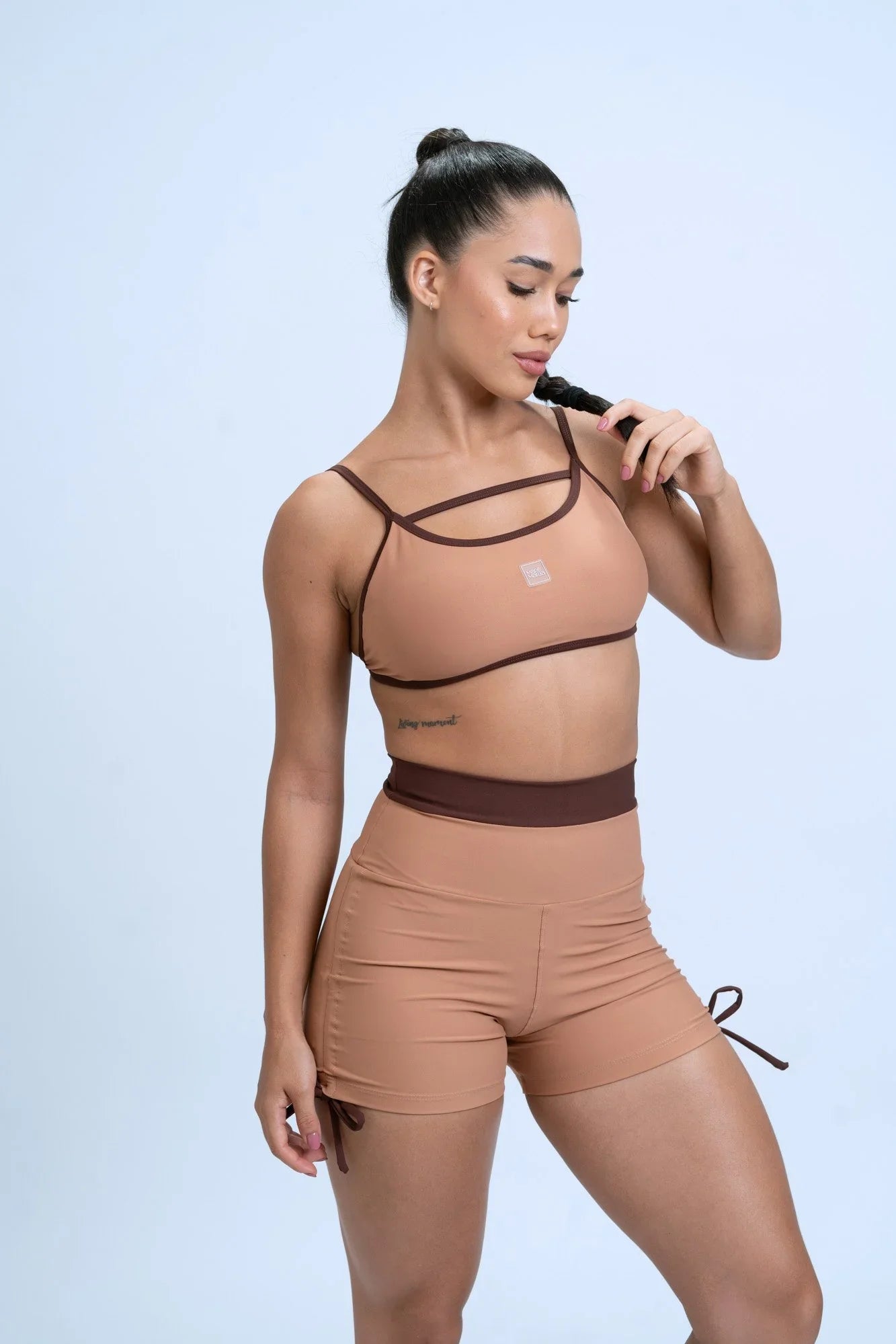 Short Smile Duo Mocha Mousse com Chocolate Dark - Maré Maria moda fitness