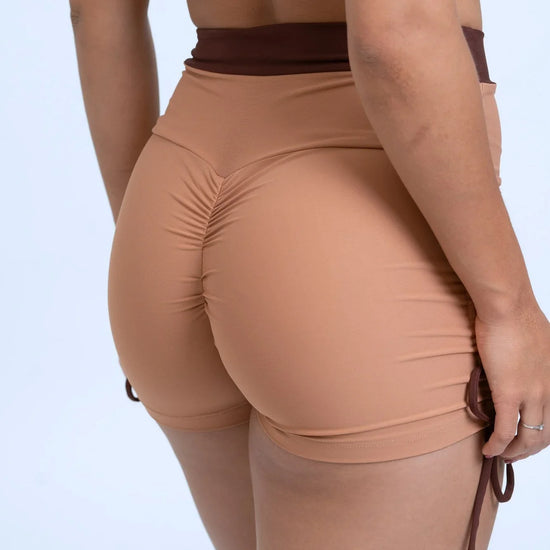 Short Smile Duo Mocha Mousse com Chocolate Dark - Maré Maria moda fitness