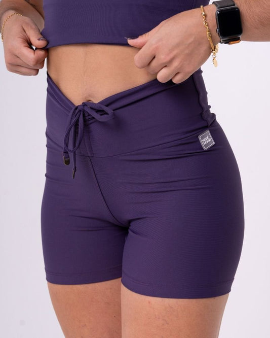 Short Fitness Slim Violeta com empina