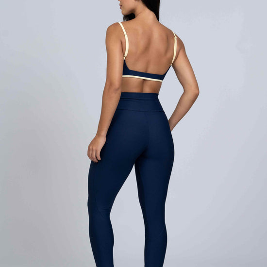 Calça Legging fitness Classic Azul Marinho compressão - Maré Maria moda fitness