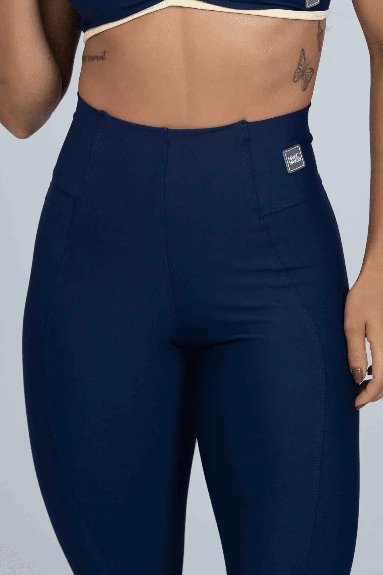 Calça Legging fitness Classic Azul Marinho compressão - Maré Maria moda fitness