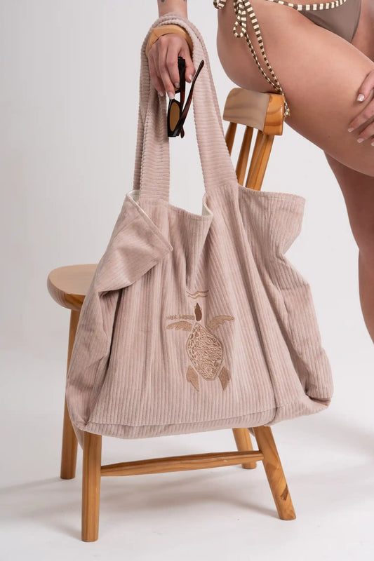 Bag Plush Maré Canelada Amêndoa
