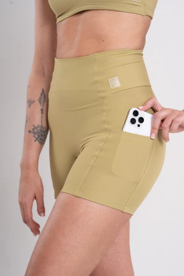 Short Fitness Compressão New Classic Verde Pistache
