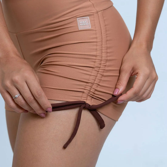 Short Smile Duo Mocha Mousse com Chocolate Dark - Maré Maria moda fitness