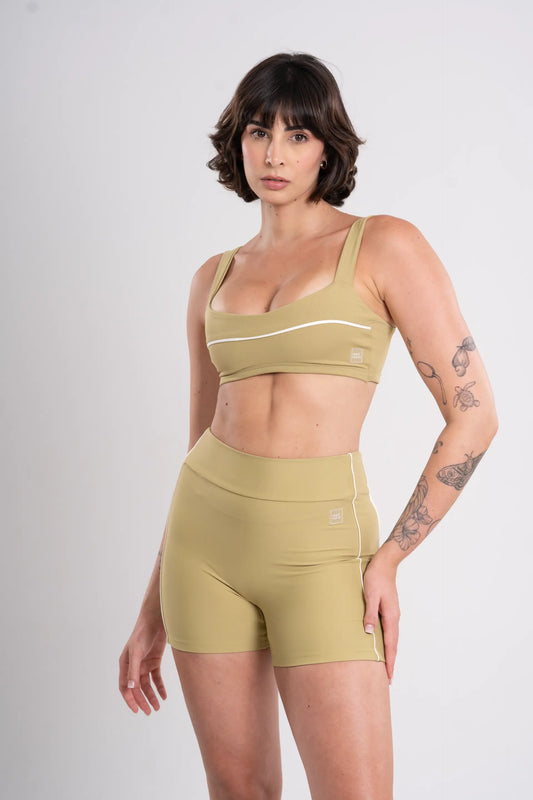 Short Fitness Active Verde Pistache Com Off White