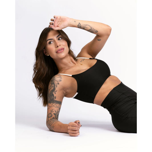 Top fitness Ternura Super Black com alça Off White