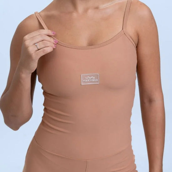 Macaquinho Fitness Mood Mocha Mousse - Maré Maria moda fitness