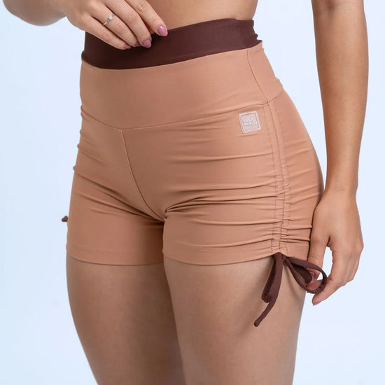 Short Smile Duo Mocha Mousse com Chocolate Dark - Maré Maria moda fitness