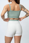 Short Fitness New Classic Duo Brisa com Verde Sálvia