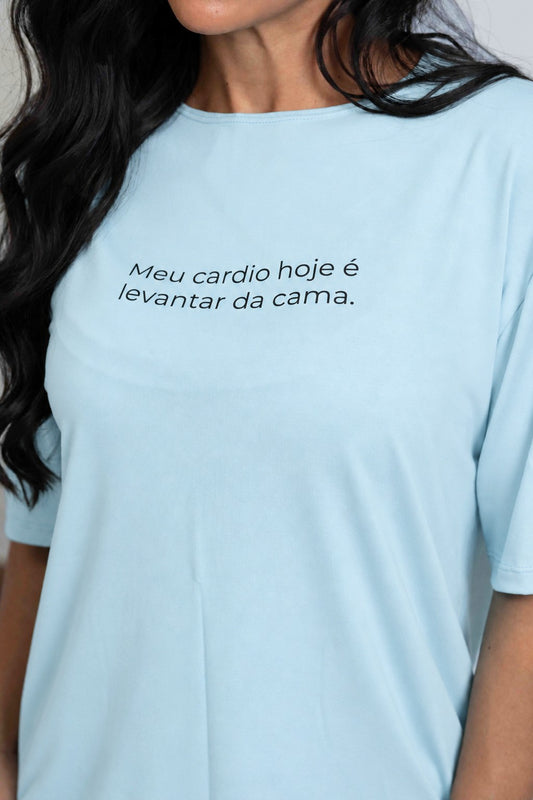 Blusão Fitness Oversized 'Meu Cárdio Hoje É Levantar Da Cama' Azul Candy