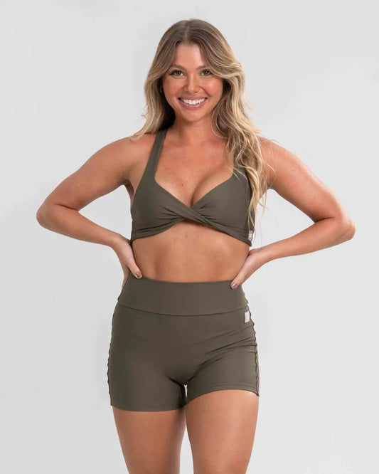 Short Confort Verde Musgo s/ costura frontal compressão s/ empina