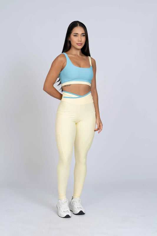 Calça fusion amarelo brisa com viés azul céu (Leve defeito)