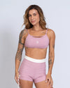 Short Fitness Smile Duo Rosa Glam com Off White compressão